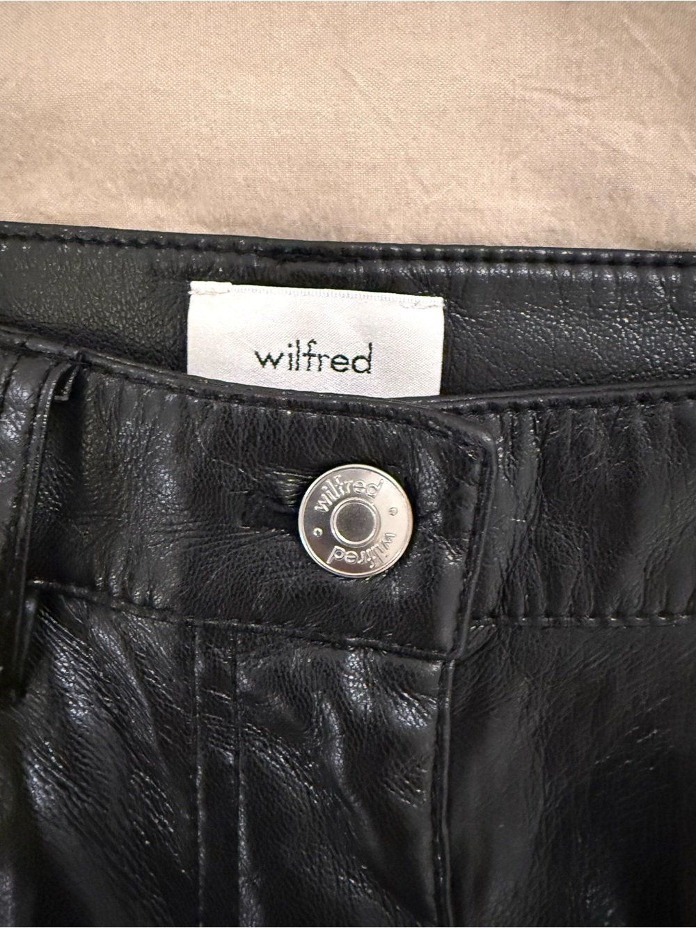 Aritzia Wilfred Black Vegan Leather Pants size 2